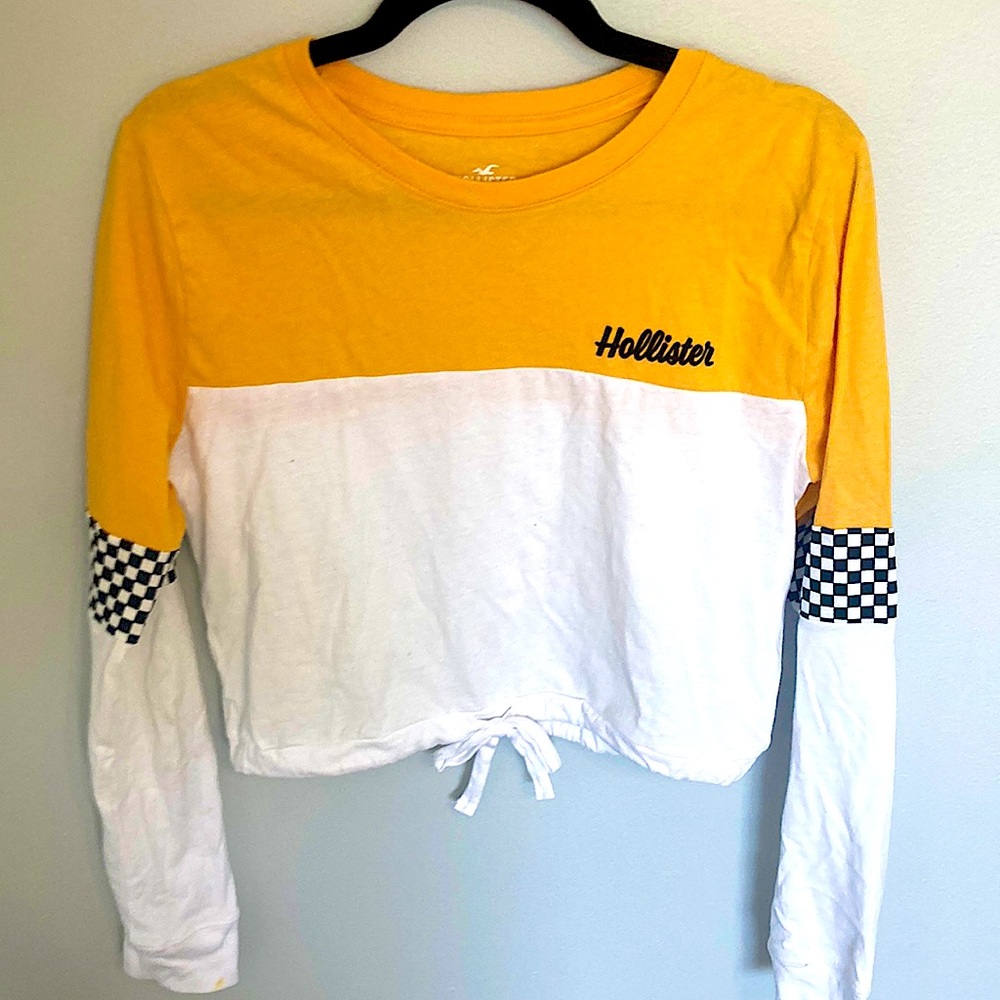 Cropped long sleeve Hollister shirt